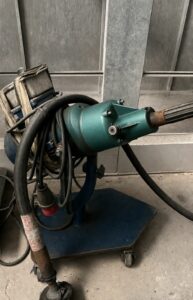 Alquiler de maquinaria industrial motor eléctrico trifásico de 1.5 HP CME CS 71 E1 en SOLDI+D