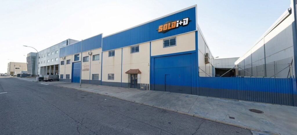 Fachada de las naves de SOLDI+D en Yuncler Toledo con soluciones industriales a medida